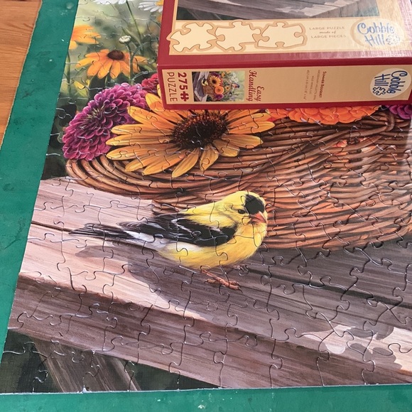 SALE!! 275 piece puzzle large pieces bouquet - Picture 6 of 10